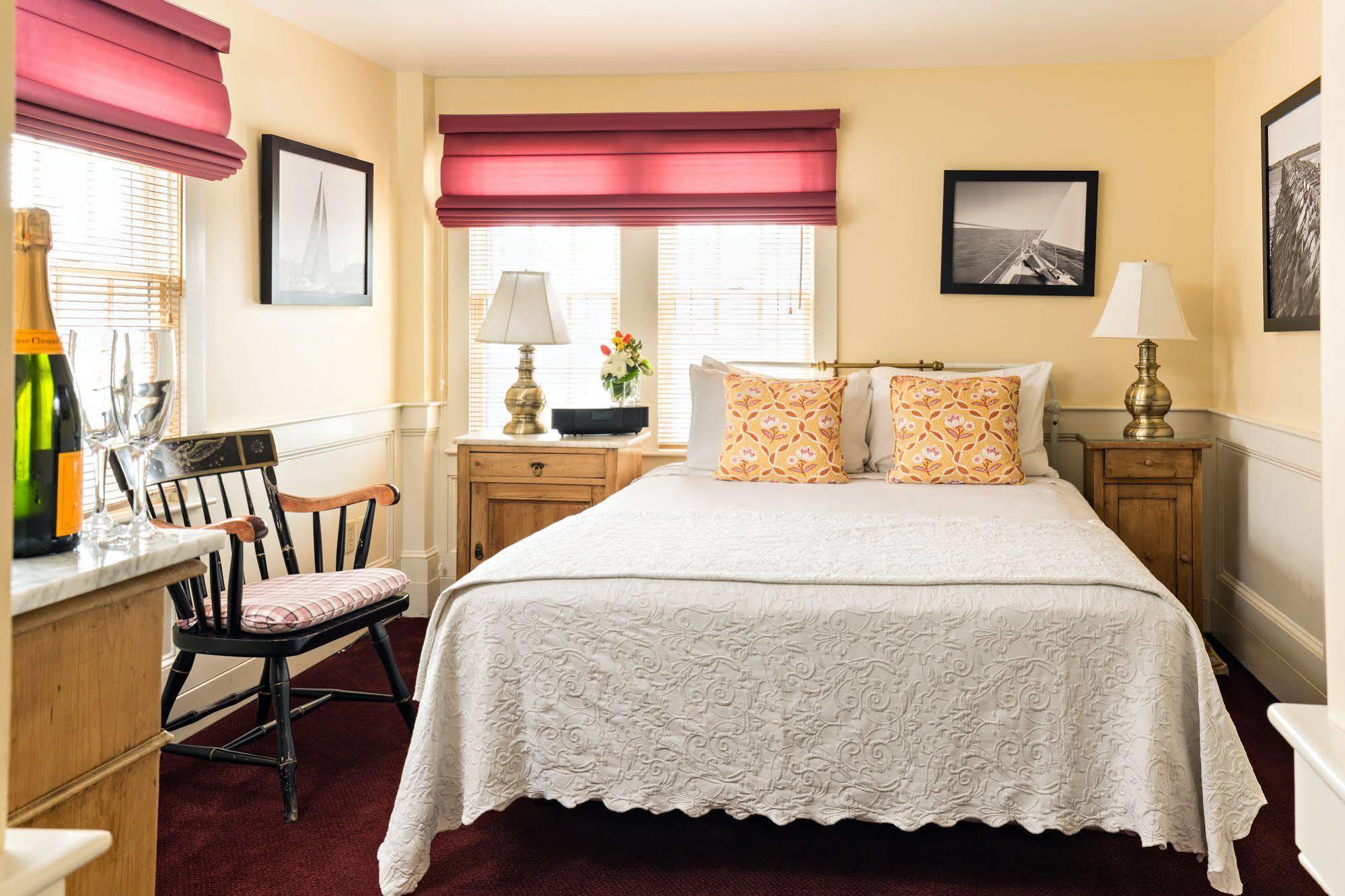 Brass Key Guesthouse Adults Only بروفينس المظهر الخارجي الصورة